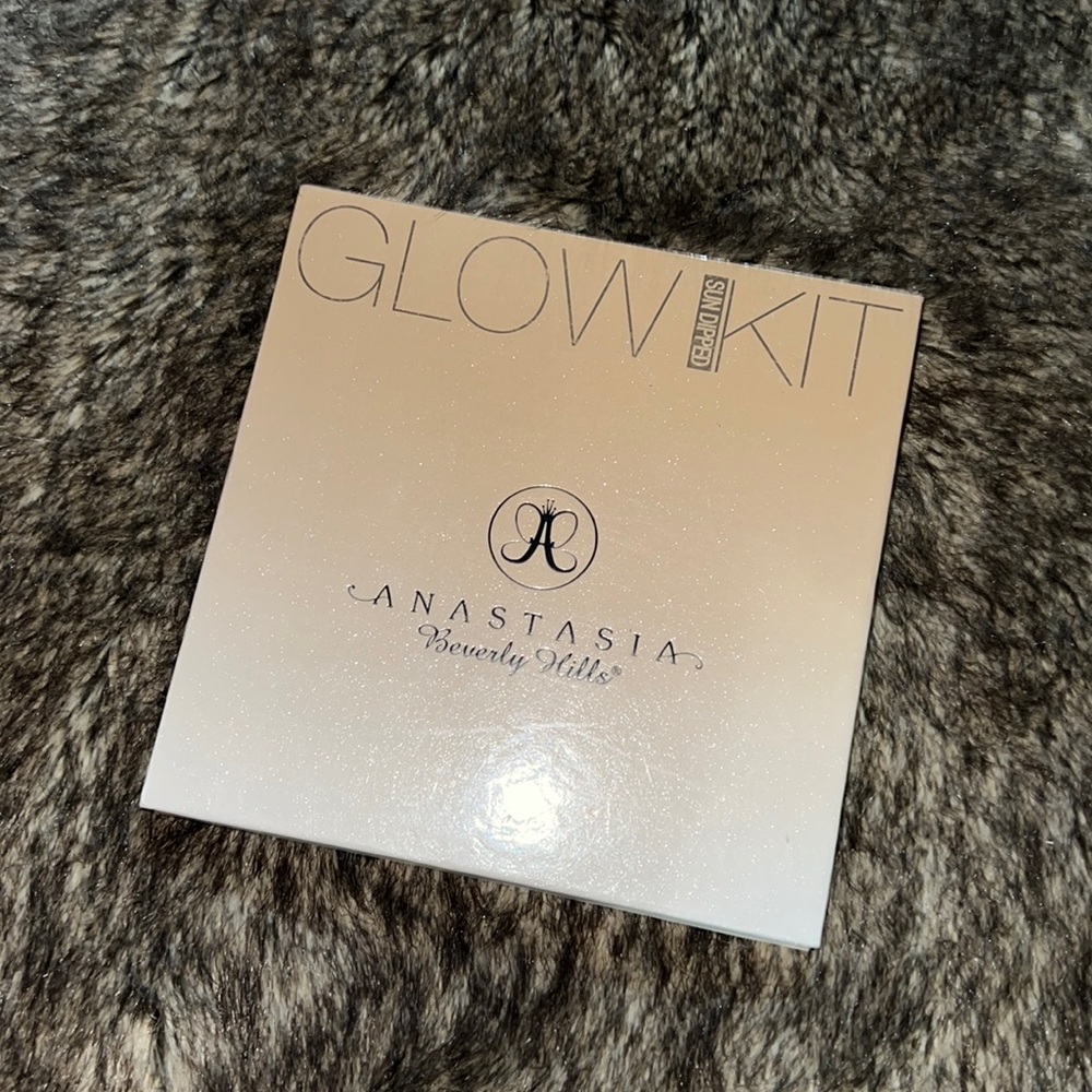 Anastasia Beverly Hills Glow Sun Dipped Kit